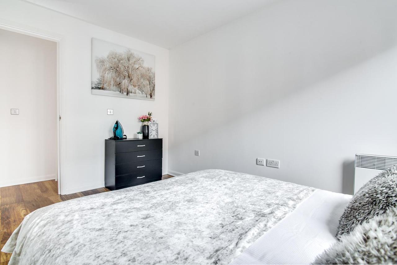 Elite Residence Skyline By Your Perfect Stay Short Lets Birmingham Exteriör bild